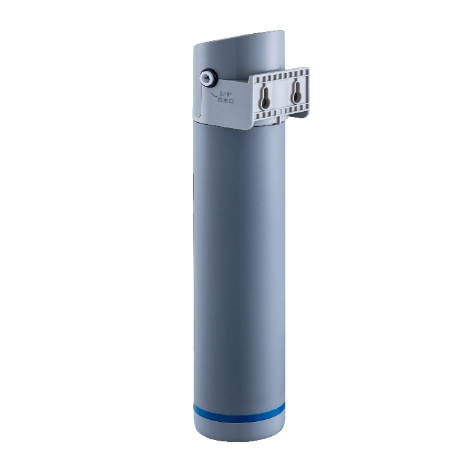 Filtro de agua debajo del fregadero